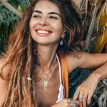 Lucy Fox Profile Picture