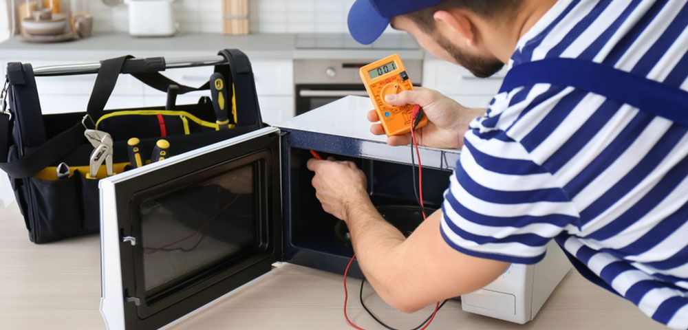 6 Microwave Maintenance Tips to Practice Regularly - LEA Inc.