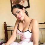 Simi Khan Profile Picture