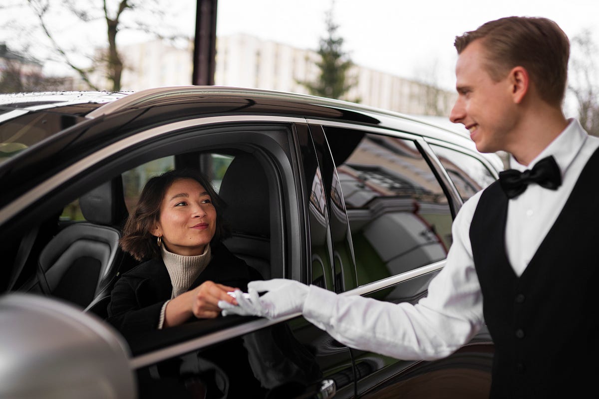 10 Benefits Of Using Limo Services In Singapore | by Diamondlimo | Oct, 2024 | Medium